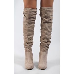 Chinese Laundry Women's Ultra - Toffee Suede NWOT